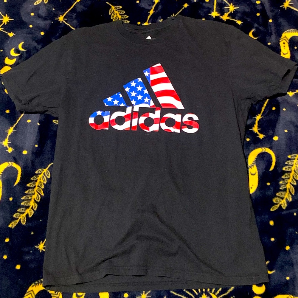 American flag style Adidas shirt Large
